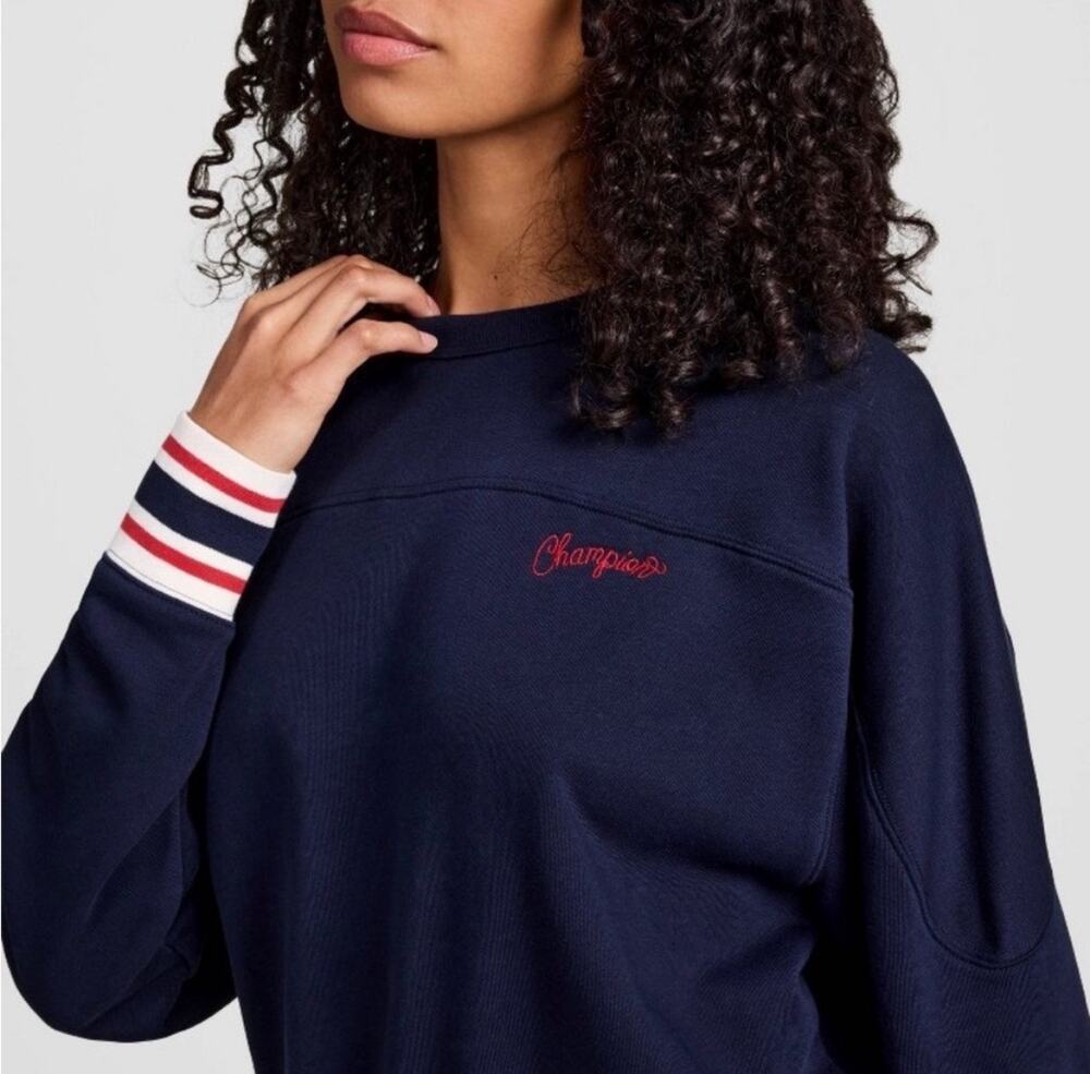 NWOT Champion Women's Cropped French Terry Sweatshirt Navy Small